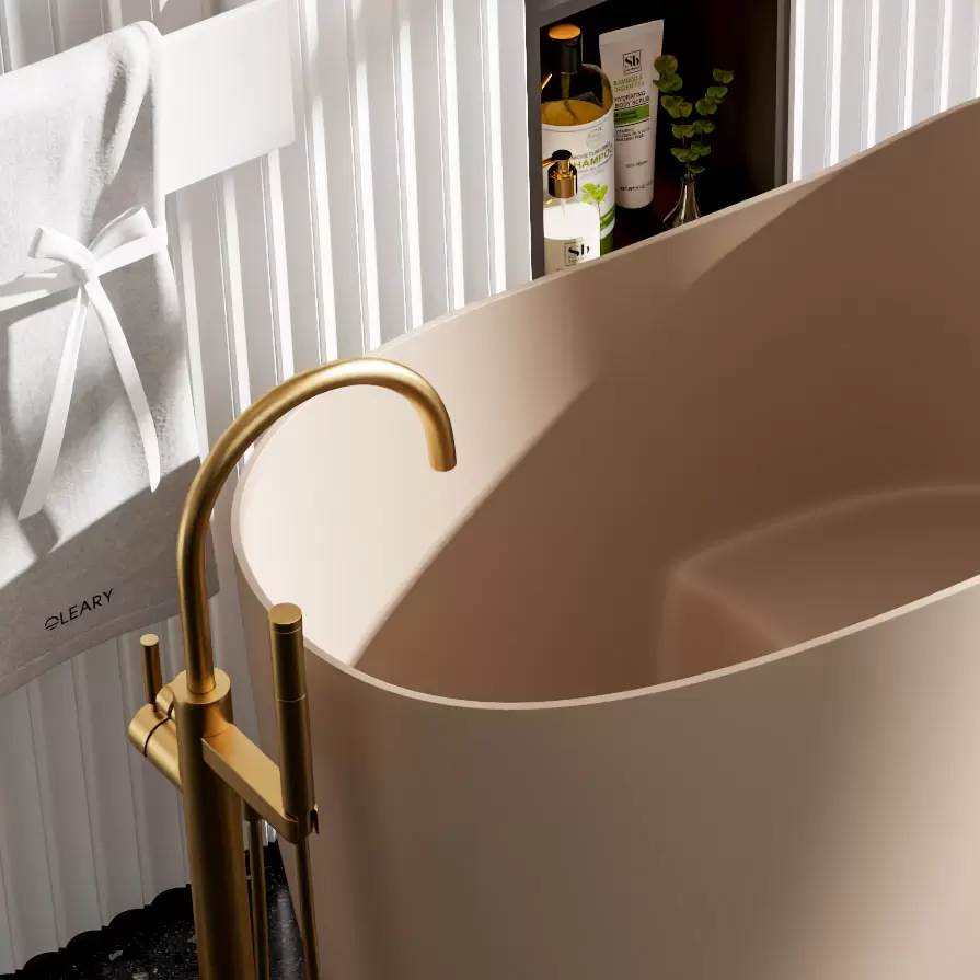 Deep soaking bathtub pearl white detail view
