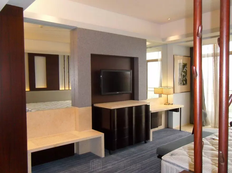 Hotel guest room construction site — OLEARY hotel bathtub